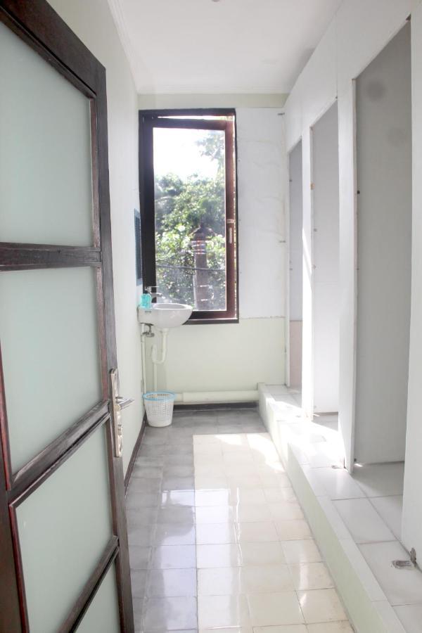 ALA Hostel Seminyak Kültér fotó