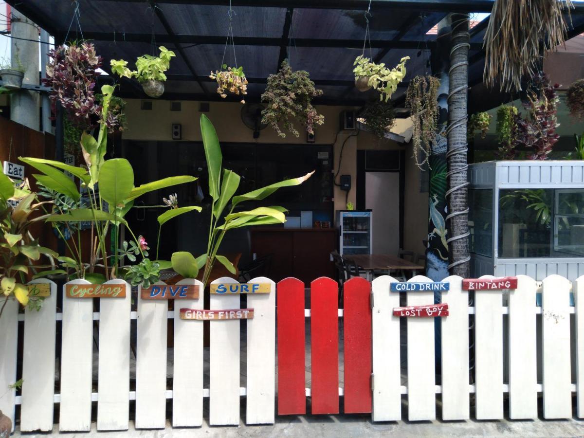 ALA Hostel Seminyak Kültér fotó