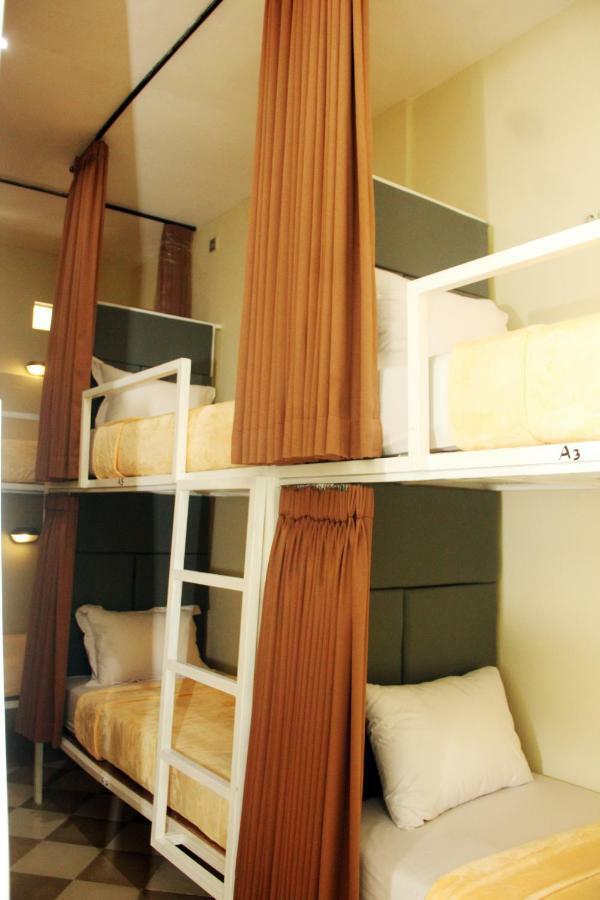 ALA Hostel Seminyak Kültér fotó